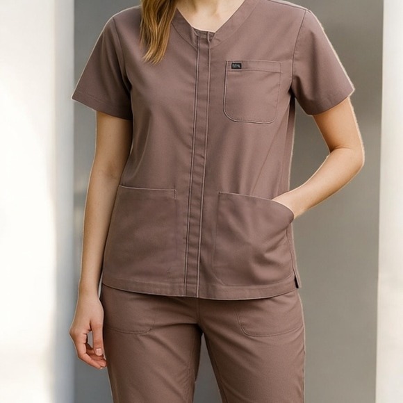 FIGS | Masaya‎ Zip Up Scrub Gray Mauve Top Size XS Uniform Medical Professional - Picture 1 of 10